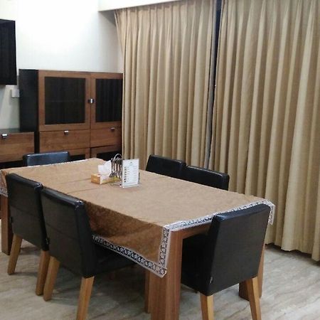 Kalpatharuvu-Kny Service Apartments ปูเน่ ภายนอก รูปภาพ